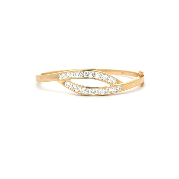 18K Ladies Gold Bangle With Diamonds